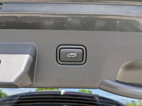 Certified 2026 Kia Sportage SX FWD image 12