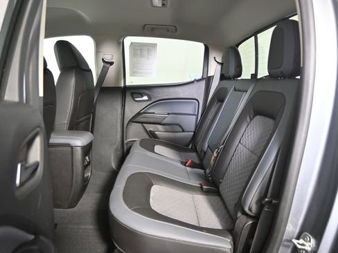 Used 2022 Chevrolet Colorado Z71 w/ Trail Boss Package image 17