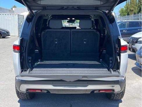 Used 2024 Rivian R1S Adventure AWD/4WD image 5