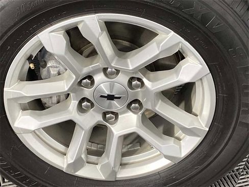 Used 2023 Chevrolet Silverado 1500 RST w/ Z71 Off-Road Package image 26