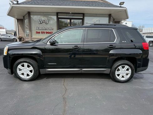 Used 2015 GMC Terrain SLE image 2