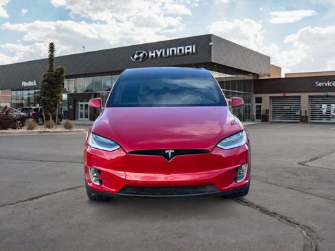 Used 2017 Tesla Model X 100D image 8