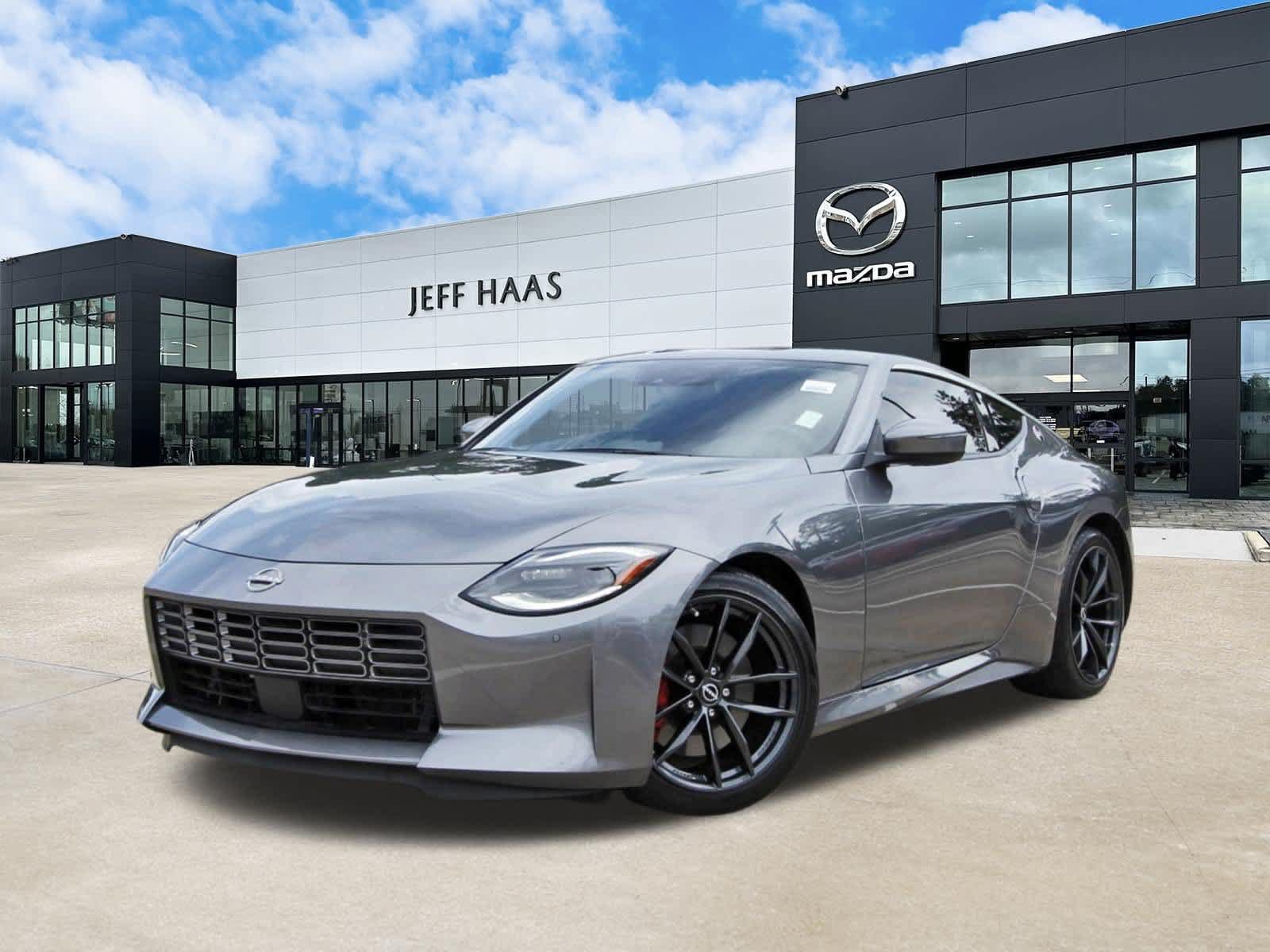 Used 2024 Nissan Z Performance w/ Floor Mat Package RWD image 1