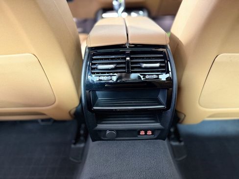 Used 2022 BMW 530i xDrive w/ Convenience Package image 24