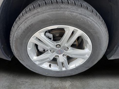 Used 2024 GMC Terrain SLE AWD/4WD image 36