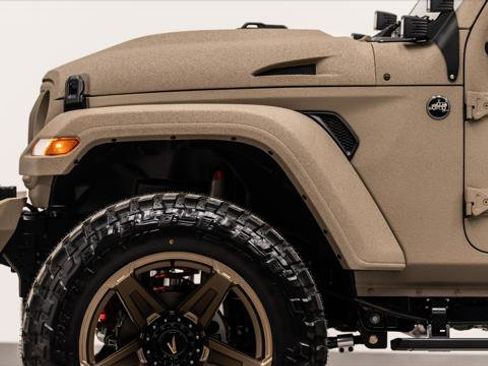Used 2026 Jeep Gladiator Sport AWD/4WD image 19