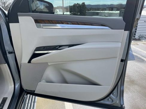 Used 2025 Cadillac Escalade Sport Platinum image 24