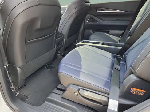 Certified 2026 INFINITI QX60 Sport w/ Dark Cargo Package AWD/4WD image 11