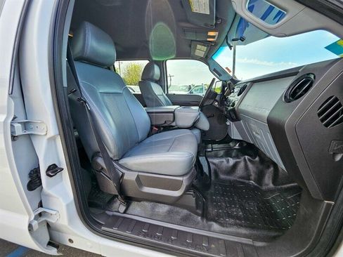Used 2013 Ford F350 XL w/ Skid Plate Pkg image 15