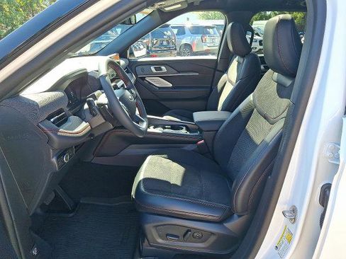 Certified 2025 Ford Explorer ST w/ Sun And Sound Package image 15