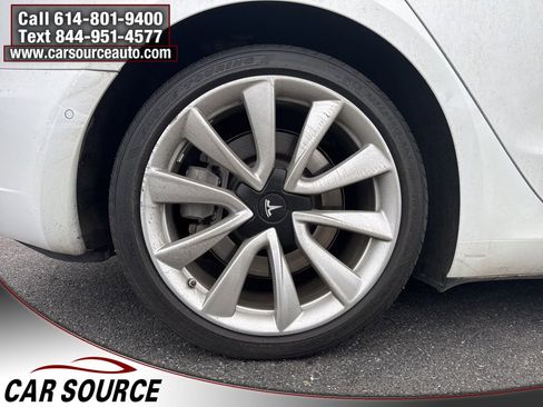 Used 2019 Tesla Model 3 Long Range image 34