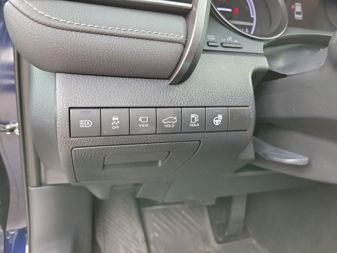 Used 2022 Toyota Camry XSE image 20