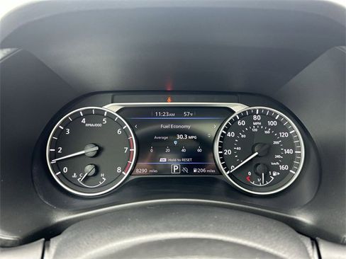 Certified 2024 Nissan Sentra SR w/ SR Premium Package image 19