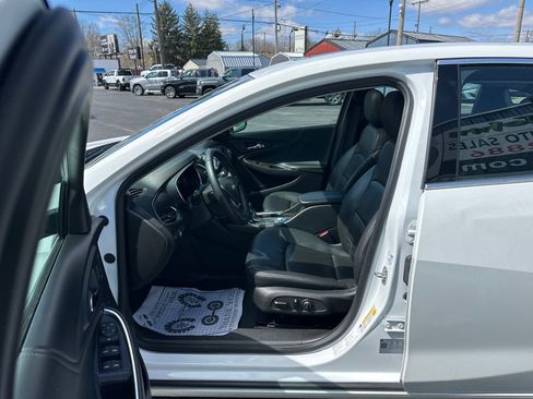 Used 2023 Chevrolet Malibu LT image 9