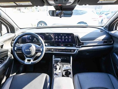 Used 2025 Kia Sportage X-Line image 12