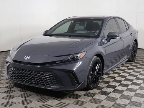 Used 2025 Toyota Camry SE w/ Multimedia Upgrade Package FWD image 7