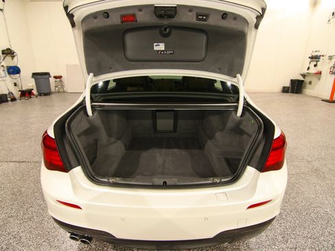 Used 2015 BMW 740Ld xDrive AWD/4WD image 32