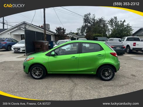 Used 2011 MAZDA MAZDA2 Sport image 8