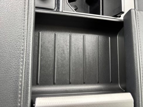 Used 2023 Toyota Sequoia Limited image 47