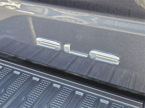 Used 2020 GMC Sierra 1500 SLE w/ SLE Value Package image 13