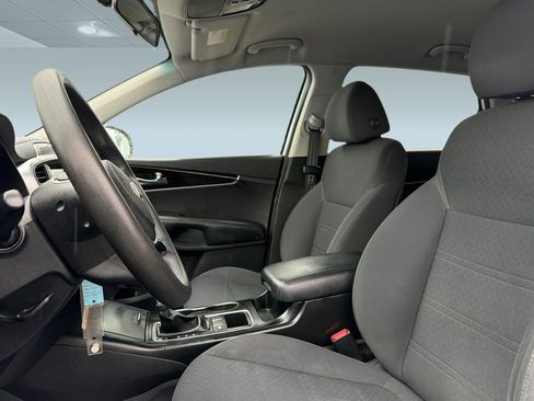 Used 2019 Kia Sorento L image 29