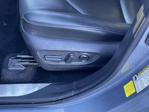 Used 2022 Toyota Highlander Platinum image 25