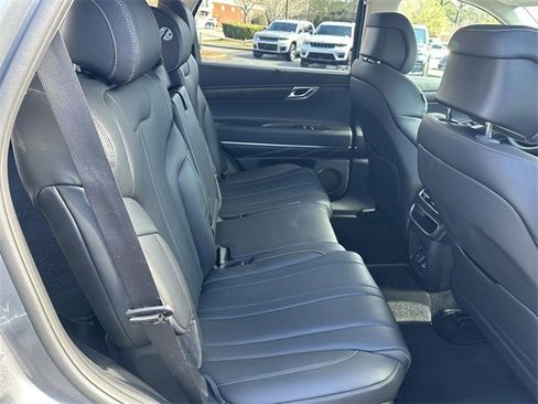 Used 2024 Genesis GV80 2.5T image 15