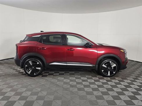 New 2026 Nissan Kicks SR w/ Cold Weather Package image 2