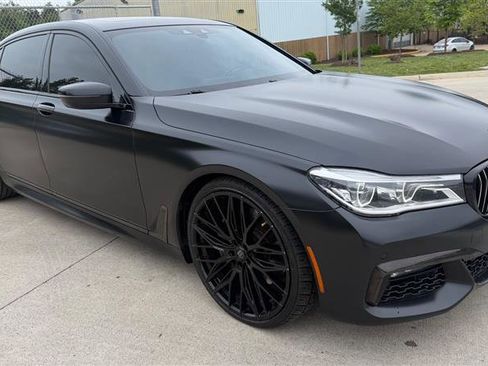Used 2019 BMW 750i xDrive w/ M Sport Package AWD/4WD image 6