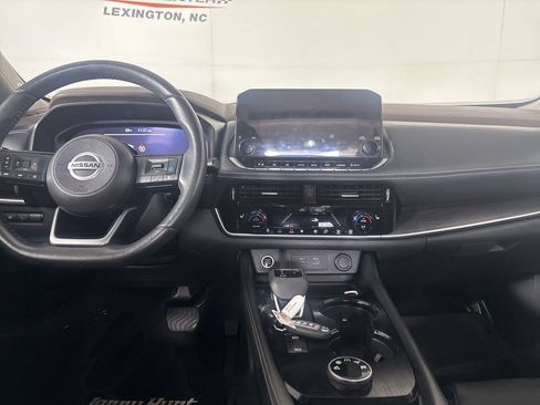 Used 2021 Nissan Rogue Platinum AWD/4WD image 29