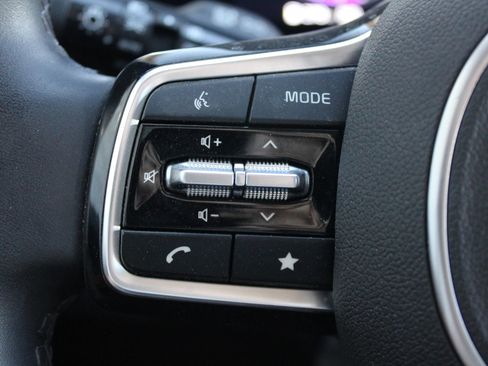 Used 2024 Kia Carnival SX FWD image 26