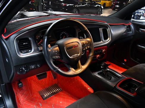 Used 2017 Dodge Charger R/T image 25