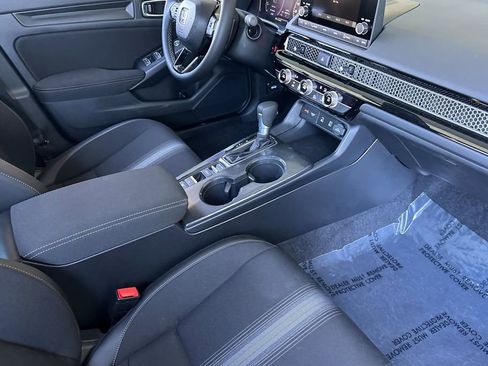 New 2025 Honda Civic Sport image 17