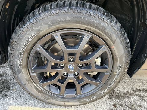 Used 2024 Subaru Crosstrek 2.5i Wilderness AWD/4WD image 24