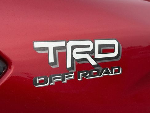 Used 2025 Toyota Tacoma TRD Off-Road image 26
