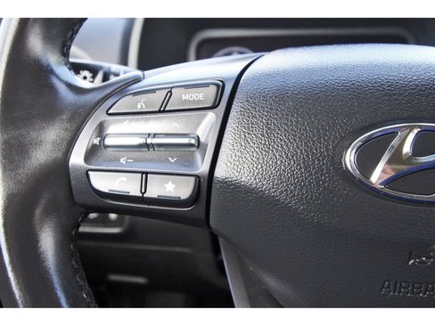 Used 2022 Hyundai Kona Limited w/ Cargo Package FWD image 18