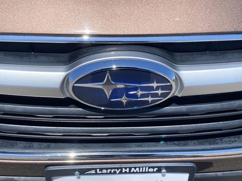 Used 2020 Subaru Outback Limited AWD/4WD image 25