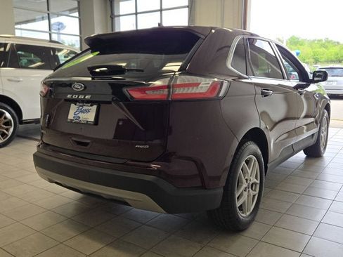 Used 2024 Ford Edge SEL w/ Convenience Package AWD/4WD image 11