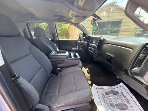 Used 2018 Chevrolet Silverado 1500 LT RWD image 17