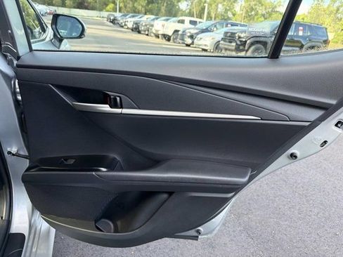 Used 2025 Toyota Camry LE FWD image 18
