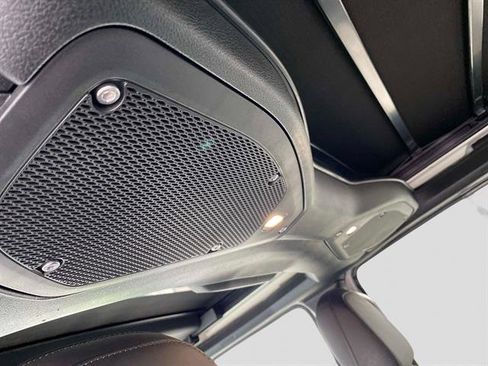 Used 2024 Jeep Wrangler High Altitude image 13