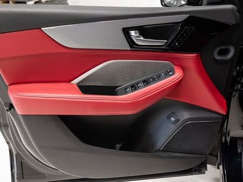 Used 2024 Acura MDX A-Spec image 8