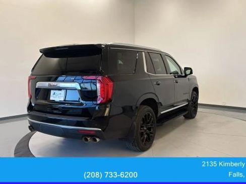 Used 2023 GMC Yukon Denali w/ Advanced Technology Package AWD/4WD image 7
