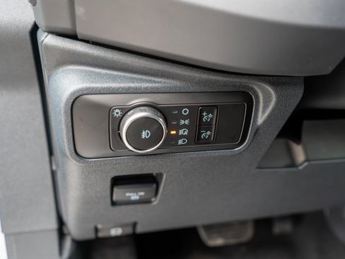 New 2025 Ford Bronco Outer Banks w/ Sasquatch Package image 13