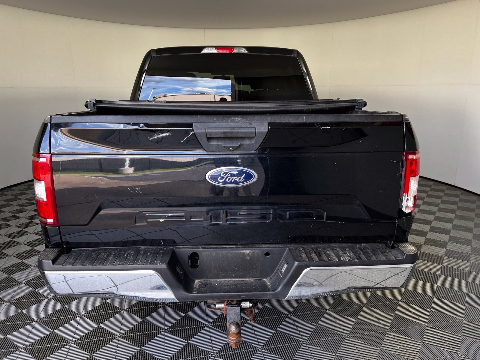 Used 2018 Ford F150 XLT AWD/4WD image 6