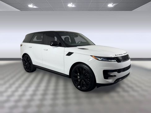 Used 2026 Land Rover Range Rover Sport SE AWD/4WD image 7