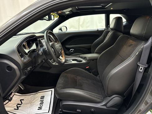 Used 2023 Dodge Challenger GT w/ Plus Package image 12