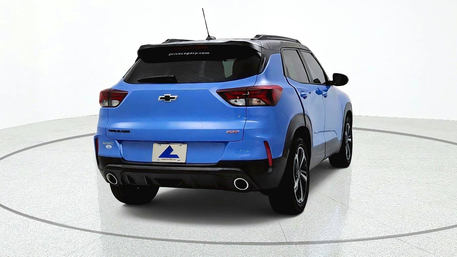 Used 2023 Chevrolet TrailBlazer RS w/ Sun and Liftgate Package FWD image 6
