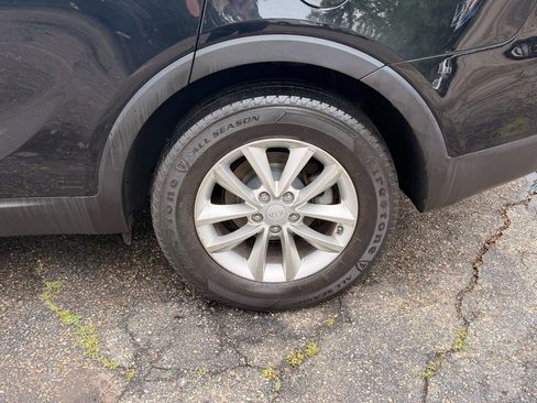 Used 2017 Kia Sorento FWD image 13