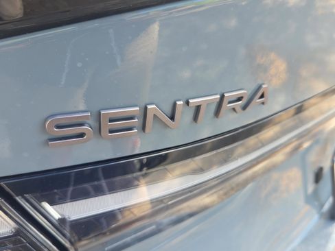 New 2026 Nissan Sentra SR w/ SR Premium Package FWD image 32